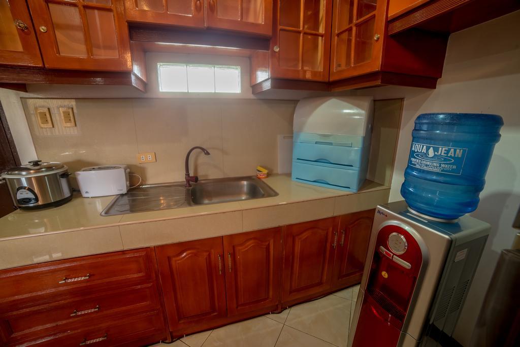 Jenjen'S House Rental Lapu-Lapu City Zewnętrze zdjęcie